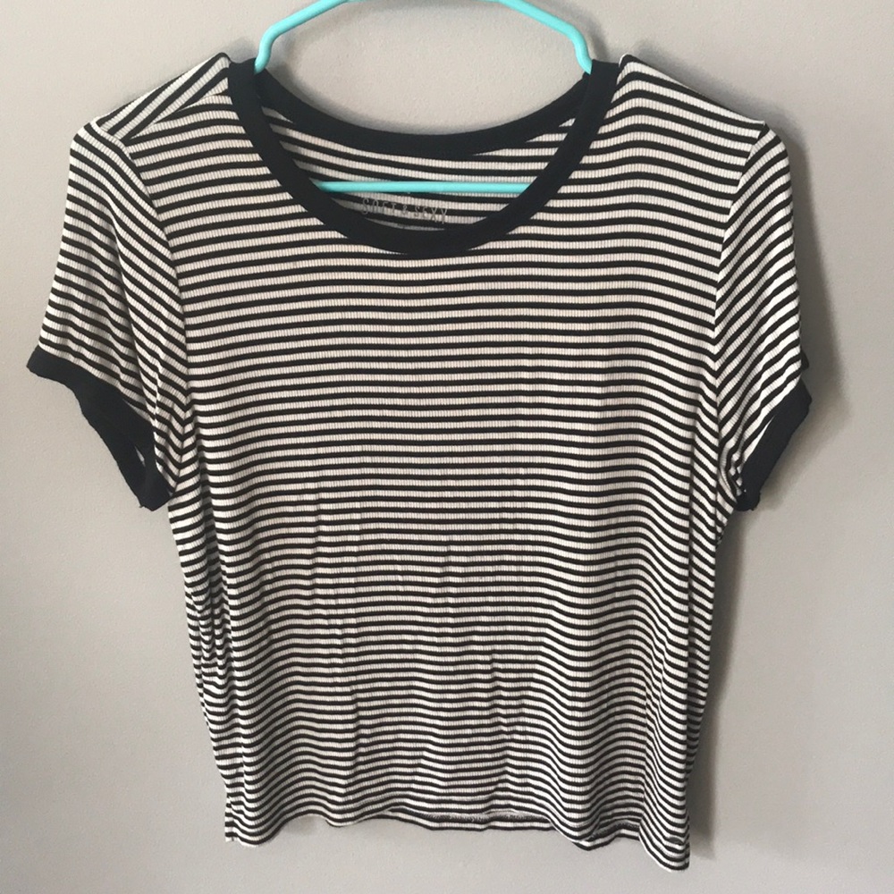 American Eagle soft and sexy cropped tee